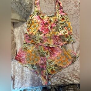 Vintage Victoria's Secret Multicolor Floral Satin Top and shorts